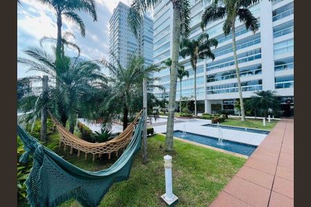 10_photo/94d1fff857.09f3cf46efe59621-ATLAS-099bf7d7-d2b1-4bb0-9f47-3c57d2abc3a6.jpg de apartamento à venda com 4 quartos, 169m² em Jardim Virginia, Guarujá