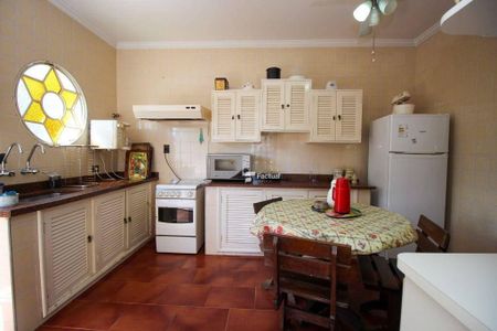 12_photo/94d1fff887.598c66e7e5047e83-ATLAS-3abb2c24-eb48-437f-9967-4f0b8a1da5f4.jpg de casa à venda com 4 quartos, 286m² em Jardim Mar e Ceu, Guarujá