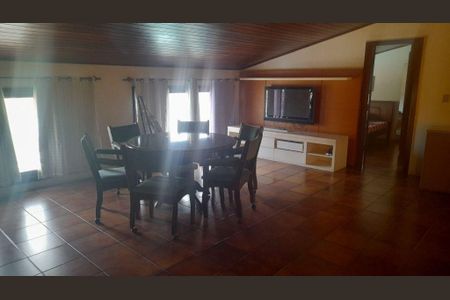 11_photo/94d1fff8df.e8818d4a5c5dde9d-ATLAS-b8b17683-2adf-418d-91a0-3608963e67fc.jpg de casa à venda com 3 quartos, 242m² em Cachoeira, Guarujá