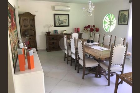 7_photo/94d1fff8e7.d064f87ba2f4a60c-ATLAS-aeefb606-8642-4ee9-957b-5a899cb41f1a.jpg de casa à venda com 3 quartos, 236m² em Cachoeira, Guarujá