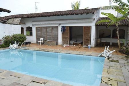 5_photo/94d1fff9f1.dbff8cd60a7e217a-ATLAS-9f7065a0-a329-440b-a7c3-b0d64b2c6a8e.jpg de casa à venda com 5 quartos, 250m² em Jardim Virginia, Guarujá