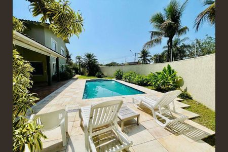 4_photo/94d1fffa5d.9d8fed69801cdea0-ATLAS-cfb4fd89-23de-43d5-b444-91df09f9bbbe.jpg de casa à venda com 5 quartos, 450m² em Balneario Cidade Atlantica, Guarujá