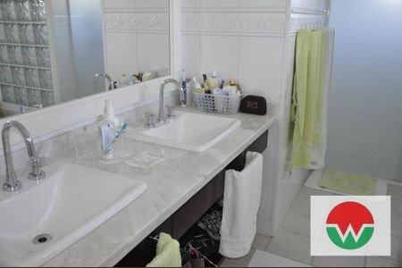 2_photo/94d1fffa5f.9d8fed69801cdea0-ATLAS-df7fd201-3c2c-4aab-8585-35d9c253b0a6.jpg de casa à venda com 5 quartos, 450m² em Jardim Virginia, Guarujá