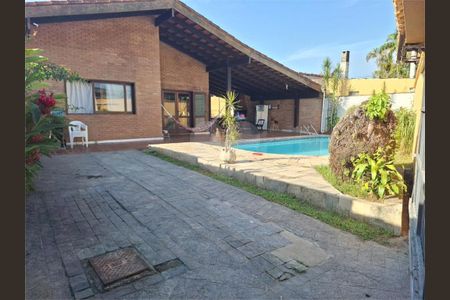 11_photo/94d1fffa8d.a64889f4275538b8-ATLAS-6a098654-479b-48d3-a276-2d85afd679c9.jpg de casa à venda com 6 quartos, 234m² em Jardim Virginia, Guarujá