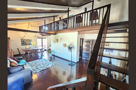 11_photo/94d1fffac1.98cf39ec7952f033-ATLAS-c8fb6cd6-b8ce-4cb0-bdaf-24580163052d.jpg de casa à venda com 3 quartos, 298m² em Jardim Virginia, Guarujá