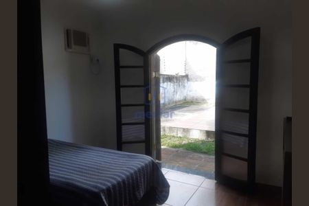 8_photo/94d1fffadf.f9fd596f8c1c84e9-ATLAS-7b335409-4738-4f5f-a50c-b8402e2c6f31.jpg de casa à venda com 4 quartos, 180m² em Jardim Virginia, Guarujá