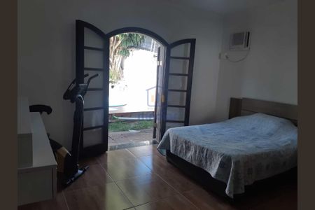 11_photo/94d1fffadf.f9fd596f8c1c84e9-ATLAS-968d8644-5a09-4c05-a454-bda4f36ffc05.jpg de casa à venda com 4 quartos, 180m² em Jardim Virginia, Guarujá