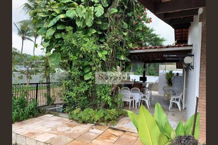 3_photo/94d1fffae7.6d966f5fb5582f4e-ATLAS-30279519-6d87-4d33-a68f-01c7c49b40d9.jpg de casa à venda com 4 quartos, 400m² em Jardim Virginia, Guarujá