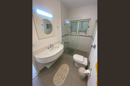 4_photo/94d1fffb19.04a823dc9d4d949a-ATLAS-189fa57f-7907-46f0-81d4-e93352cbba8a.jpg de casa à venda com 4 quartos, 340m² em Jardim Virginia, Guarujá