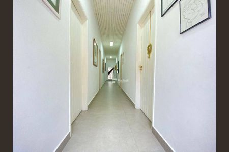 1_photo/94d1fffb19.04a823dc9d4d949a-ATLAS-aaba5151-afa8-42e8-864f-ad42f0ea2bb5.jpg de casa à venda com 4 quartos, 348m² em Jardim Virginia, Guarujá