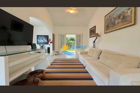 6_photo/94d1fffb19.156172218fbf6ad8-ATLAS-e5b0a27f-c404-447f-b2e4-9e970d0d6847.jpg de casa à venda com 4 quartos, 348m² em Jardim Virginia, Guarujá