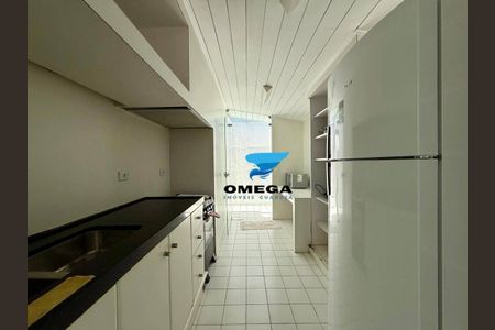 8_photo/94d1fffb37.0fca3daec1aa15fd-ATLAS-2d181ee2-2b75-4d99-88ff-932a58dcf913.jpg de casa à venda com 4 quartos, 250m² em Jardim Virginia, Guarujá