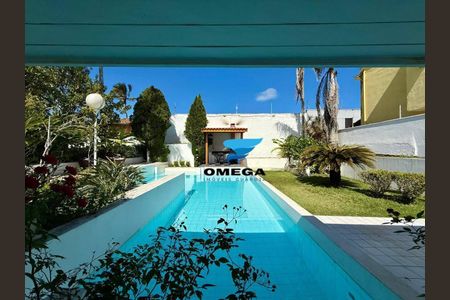 12_photo/94d1fffb37.0fca3daec1aa15fd-ATLAS-67630d71-c29f-4e92-90f8-3199455e11a8.jpg de casa à venda com 4 quartos, 250m² em Jardim Virginia, Guarujá