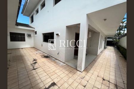 8_photo/94d1fffb37.ba3e4f1a03d92c8a-ATLAS-22eeddb7-7660-4cc6-bcb7-0f45ffe4b495.jpg de casa à venda com 4 quartos, 250m² em Jardim Virginia, Guarujá