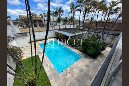 5_photo/94d1fffb37.ba3e4f1a03d92c8a-ATLAS-f1d7bd2f-d77c-4083-bc88-525853fb4cfe.jpg de casa à venda com 4 quartos, 250m² em Jardim Virginia, Guarujá