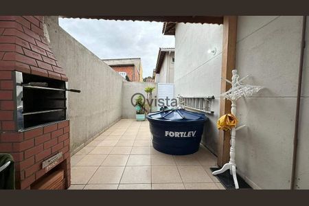 12_photo/94d1fffe2b.34a8c46059515e81-ATLAS-87b6f4e1-2cce-4134-8844-88f5cd3d6396.jpg de casa à venda com 3 quartos, 140m² em Jardim Virginia, Guarujá