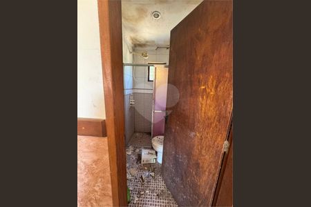 19_photo/94d1fffee3.7a69ff73eb43ff8d-ATLAS-a427bb8c-3d55-4a78-b5d5-7ed57870fb68.jpg de casa à venda com 9 quartos, 450m² em Jardim Virginia, Guarujá