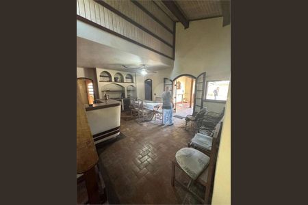 5_photo/94d1fffee3.c696d6dfecea6f1c-ATLAS-8e430582-e3ac-4553-a4a1-ea0b4caf71fa.jpg de casa à venda com 9 quartos, 450m² em Jardim Virginia, Guarujá