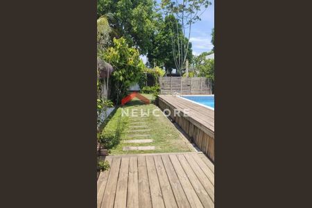 4_photo/94d1ffff39.a80a6b862e985aa6-ATLAS-a1c8a0fa-a4ed-4ac5-a19b-21ef9e2b7845.jpg de casa à venda com 2 quartos, 400m² em Jardim Virginia, Guarujá