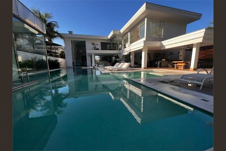 10_photo/94d2000835.fb2e7a60a8bfd920-ATLAS-4ac0ec0f-3a1d-4be7-a01b-24c59405ef1e.jpg de casa à venda com 7 quartos, 800m² em Jardim Acapulco, Guarujá