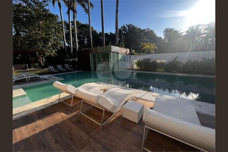 1_photo/94d2000835.fb2e7a60a8bfd920-ATLAS-8bda7515-3669-4bdc-b4f7-8dfaa73a7f29.jpg de casa à venda com 7 quartos, 800m² em Jardim Acapulco, Guarujá