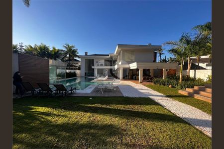 5_photo/94d2000835.fb2e7a60a8bfd920-ATLAS-d81d2f2f-28fd-4263-9bcd-105c3aef83ee.jpg de casa à venda com 7 quartos, 800m² em Jardim Acapulco, Guarujá