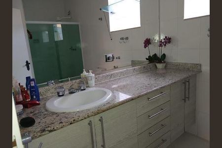 17_photo/94d2000aa7.9f4e7dcb9050f027-ATLAS-1e9a4f7e-dc21-4ffc-8719-aad0e1030844.jpg de casa à venda com 4 quartos, 320m² em Balneario Praia do Pernambuco, Guarujá