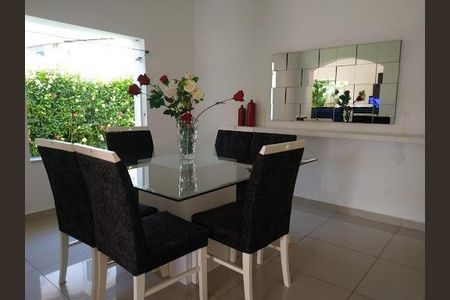 28_photo/94d2000aa7.9f4e7dcb9050f027-ATLAS-faaf4d7d-9c58-41b9-8a50-5a9f478693d6.jpg de casa à venda com 4 quartos, 320m² em Balneario Praia do Pernambuco, Guarujá