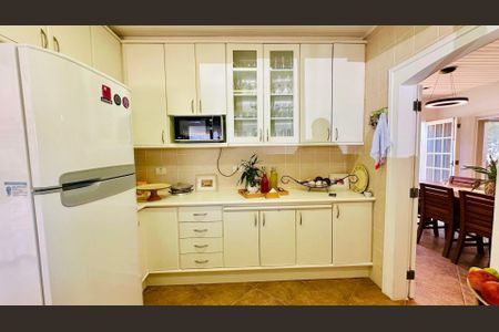 38_photo/94d2000ab3.ba3e4f1a03d92c8a-ATLAS-76df96ca-db6e-4c10-b991-70ffe454e588.jpg de casa à venda com 7 quartos, 500m² em Balneario Praia do Pernambuco, Guarujá