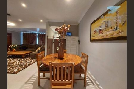 6_photo/94d2000ab3.e19afc86cfd69095-ATLAS-dc66a0e7-4bd3-4475-a9ab-cf14ab4c497e.jpg de casa à venda com 6 quartos, 1360m² em Balneario Praia do Pernambuco, Guarujá