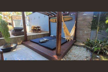 16_photo/94d2000b37.91a8ad6776264921-ATLAS-d5398eec-67d1-4d8d-a3b5-1bed8b574d25.jpg de casa à venda com 8 quartos, 250m² em Balneario Praia do Pernambuco, Guarujá