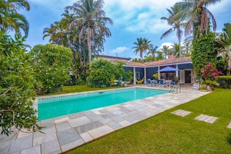 4_photo/94d2000b4f.f7b46fd9919be053-ATLAS-13caa08e-181b-4cbb-b453-986cb98dfbec.jpg de casa à venda com 4 quartos, 450m² em Balneario Praia do Pernambuco, Guarujá