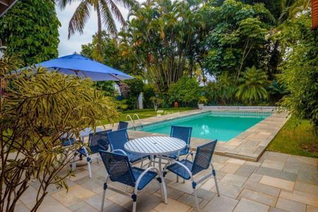 5_photo/94d2000b4f.f7b46fd9919be053-ATLAS-768ec3e1-9ead-46a9-a7c9-694bdd0eb048.jpg de casa à venda com 4 quartos, 450m² em Balneario Praia do Pernambuco, Guarujá