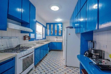 34_photo/94d2000b4f.f7b46fd9919be053-ATLAS-778ab8b1-5dc1-4cb3-8ea0-4002f553cd3d.jpg de casa à venda com 4 quartos, 450m² em Balneario Praia do Pernambuco, Guarujá