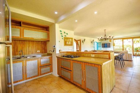 12_photo/94d2000c59.ffbddc27e238e23e-ATLAS-9ced104e-ca1a-432f-b7e0-69f3ec56473d.jpg de casa à venda com 5 quartos, 429m² em Balneario Praia do Pernambuco, Guarujá