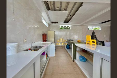 43_photo/94d2000cb3.ec1ee0eb76e10f29-ATLAS-218d9fcb-03fb-4157-be70-a761c19278a0.jpg de casa à venda com 7 quartos, 234m² em Balneario Praia do Pernambuco, Guarujá