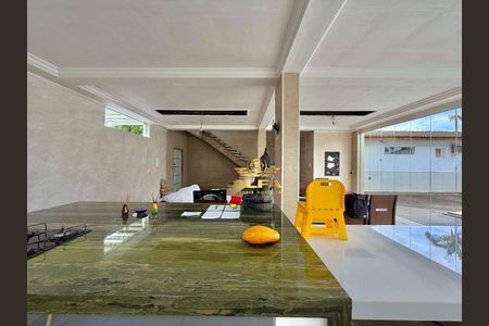 44_photo/94d2000cb3.ec1ee0eb76e10f29-ATLAS-8fea83d2-a50b-4f6e-8f25-d26049786d03.jpg de casa à venda com 7 quartos, 234m² em Balneario Praia do Pernambuco, Guarujá