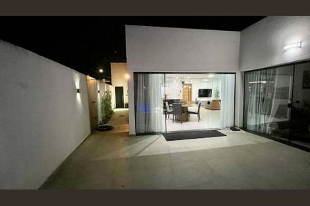 2_photo/94d2000cb5.2f0039657361ecf7-ATLAS-971a6ba8-63bd-4a4e-9a61-2f827f69bf73.jpg de casa à venda com 3 quartos, 158m² em Balneario Praia do Pernambuco, Guarujá