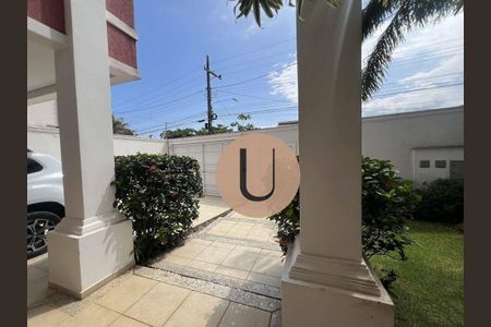 5_photo/94d2000cdb.acfc8a39e2179ec5-ATLAS-cf162ed8-185c-4c59-833f-e73d620b076a.jpg de casa à venda com 4 quartos, 300m² em Balneario Praia do Pernambuco, Guarujá