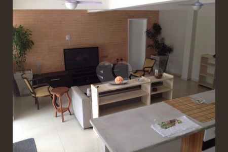 6_photo/94d2000cf7.7ef7b870091e05c5-ATLAS-bb7ce8de-249e-42ab-9134-c95f93d8fe40.jpg de casa à venda com 4 quartos, 190m² em Balneario Praia do Pernambuco, Guarujá