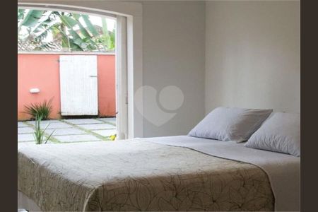 7_photo/94d2000cf7.9ad21533b70d6dca-ATLAS-d00749e9-7a76-47b9-b06f-e21a467615c9.jpg de casa à venda com 8 quartos, 700m² em Balneario Praia do Pernambuco, Guarujá