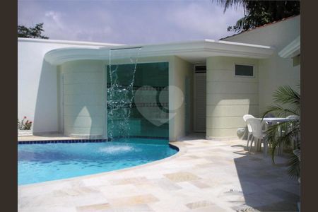 11_photo/94d2000d0f.10655cb5bd00a8f7-ATLAS-689fe4ca-4d23-4fbb-bd71-da53c0bd94e9.jpg de casa à venda com 5 quartos, 503m² em Balneario Praia do Pernambuco, Guarujá