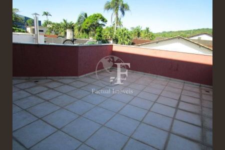 6_photo/94d2000d23.534ce5965a160154-ATLAS-372b7bc0-a29c-4014-a15a-07da5cbf6a6b.jpg de casa para alugar com 4 quartos, 300m² em Balneario Praia do Pernambuco, Guarujá