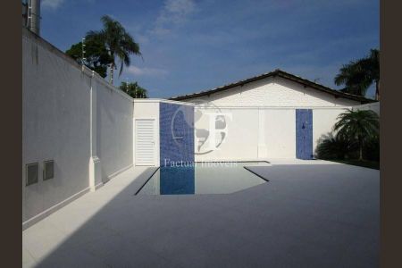 12_photo/94d2000d23.534ce5965a160154-ATLAS-91eb91eb-6493-48b2-bcf7-0f6676f0f1f1.jpg de casa para alugar com 4 quartos, 300m² em Balneario Praia do Pernambuco, Guarujá