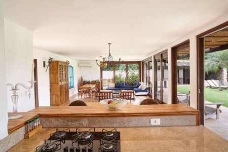 12_photo/94d2000d45.952b071b0ea817d5-ATLAS-56f5febf-7b90-43fa-9b41-a75010510eda.jpg de casa à venda com 5 quartos, 345m² em Balneario Praia do Pernambuco, Guarujá