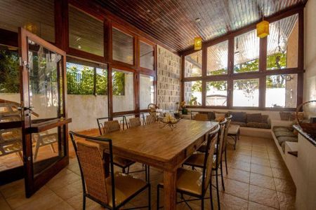 5_photo/94d2000d4d.34730a09c7934e52-ATLAS-9f12fff6-4762-4fb9-8409-83c3cec538cf.jpg de casa à venda com 4 quartos, 198m² em Balneario Praia do Pernambuco, Guarujá