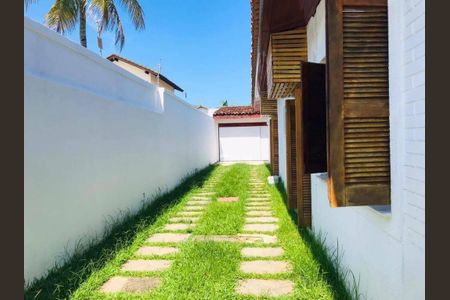 6_photo/94d2000d57.adbb37f92a381176-ATLAS-64a7454a-62df-4f2e-a472-c88da35d5be2.jpg de casa à venda com 8 quartos, 430m² em Balneario Praia do Pernambuco, Guarujá