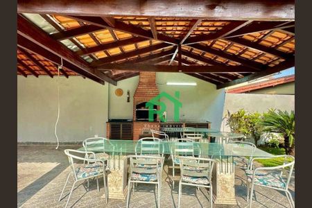 11_photo/94d2000d9f.8c2ca795ebaebe51-ATLAS-4834b216-e62a-474a-acf4-adad7f057d9c.jpg de casa à venda com 3 quartos, 174m² em Balneario Praia do Pernambuco, Guarujá