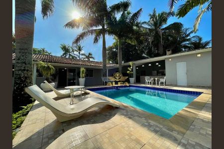 10_photo/94d2000dfd.ceff8192393c33de-ATLAS-6a3b3143-c310-4c18-9230-cce55e6a87e1.jpg de casa à venda com 4 quartos, 220m² em Balneario Praia do Pernambuco, Guarujá