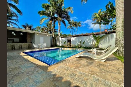 9_photo/94d2000dfd.ceff8192393c33de-ATLAS-c327ed1f-d76a-44f5-af9c-7c26b3f7e475.jpg de casa à venda com 4 quartos, 220m² em Balneario Praia do Pernambuco, Guarujá